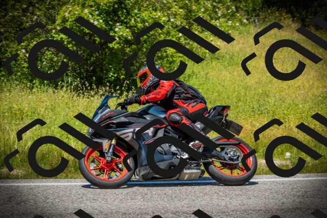 202506141255-DSC07996_c1_