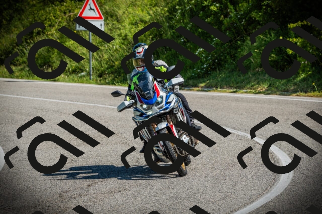 202506141032-DSC06595_c1_