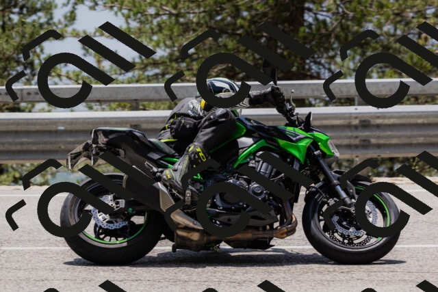 202506151320-_04A3210_c3_