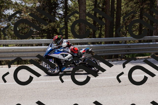 202506151320-_04A3217_c3_