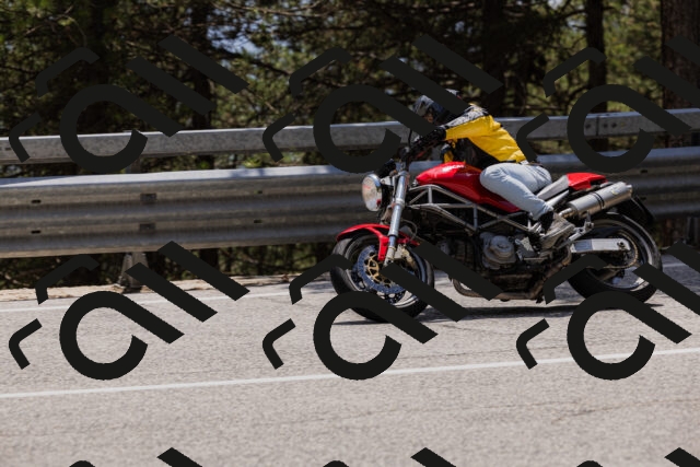 202506151418-_04A3577_c3_