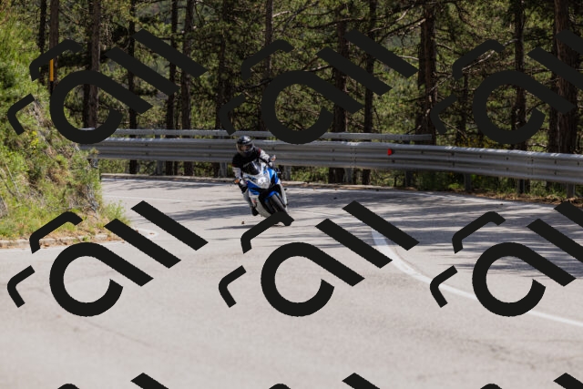 202506151418-_04A3591_c3_