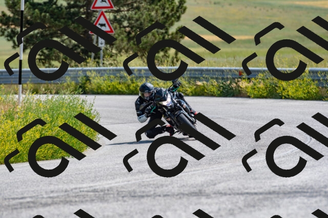 20250615103837-R01_5325_r1