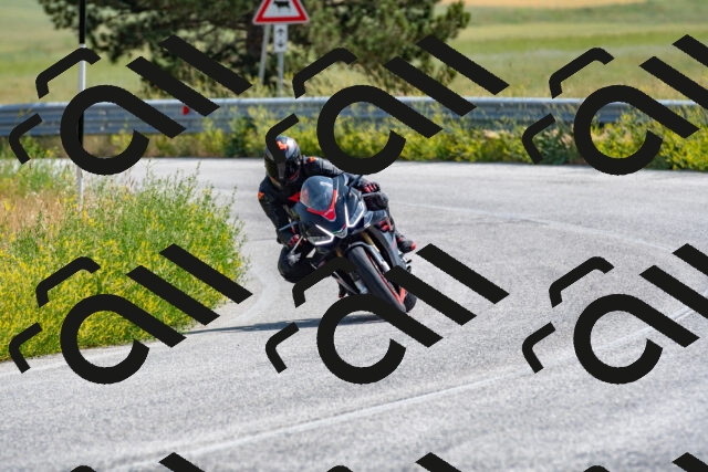 20250615104010-R01_5383_r1