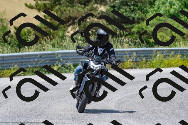 20250615123115-R01_6966_r1