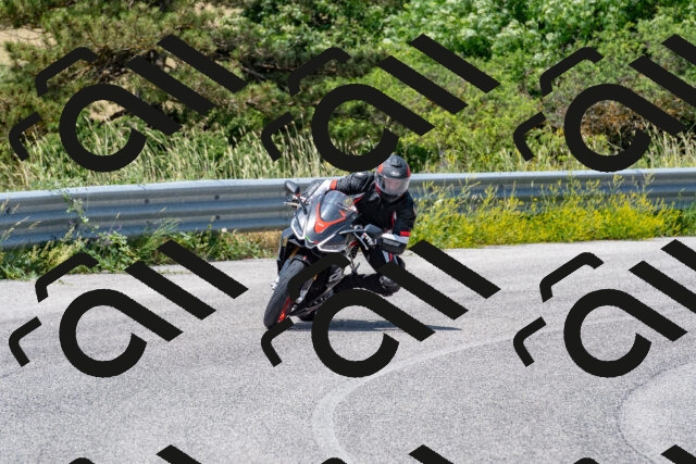 20250615123835-R01_7008_r1