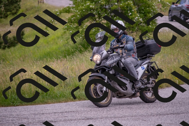 202506151636-DSC_3075_c4_