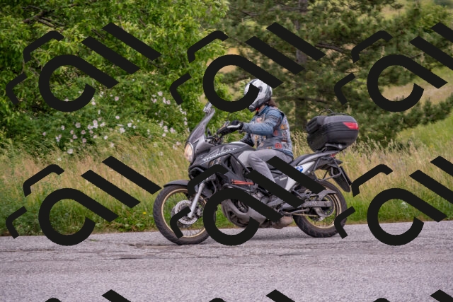 202506151636-DSC_3077_c4_