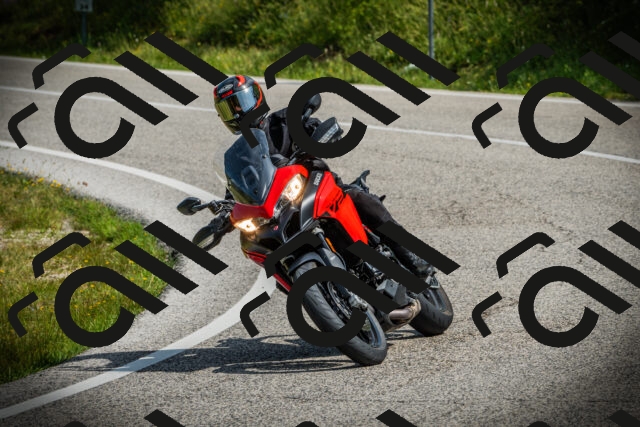 202506151034-DSC09943_c1_