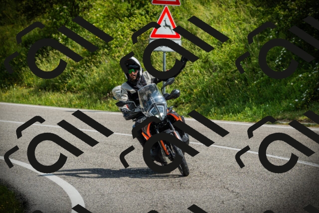 202506151037-DSC09970_c1_