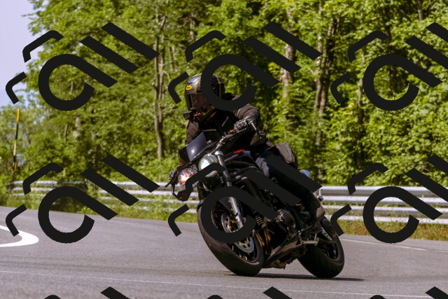 202506151042-_DSC9255_d1_