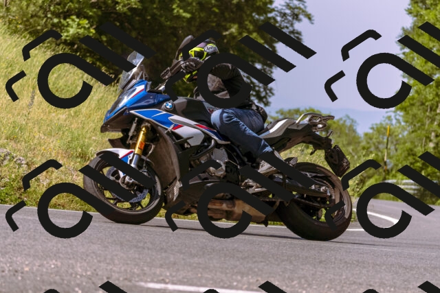 202506151042-_DSC9258_d1_