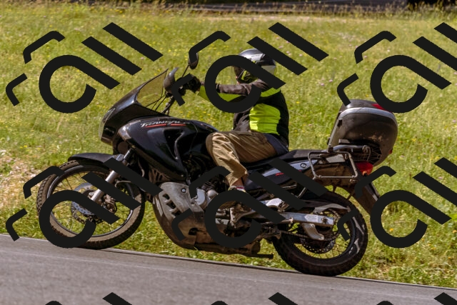 202506151044-_DSC9294_d1_