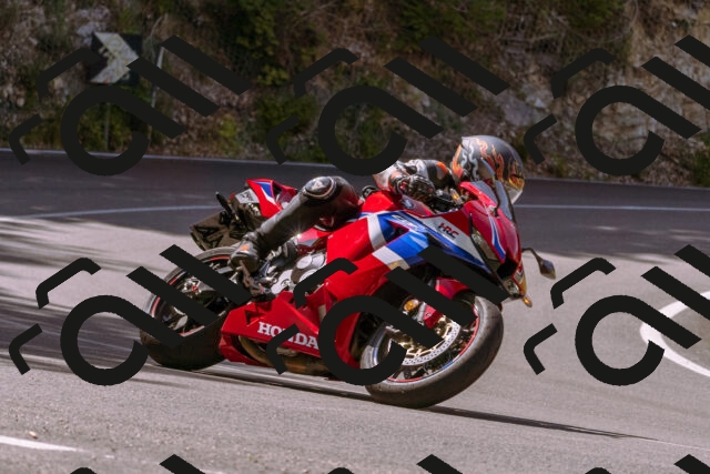 202506151046-_DSC9307_d1_