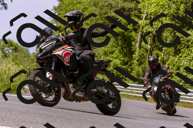 202506151052-_DSC9343_d1_