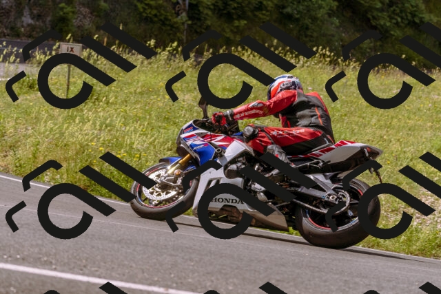 202506151052-_DSC9357_d1_