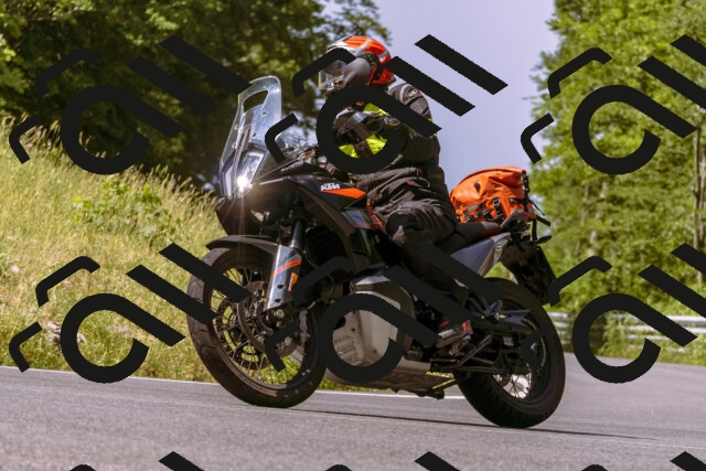 202506151054-_DSC9369_d1_