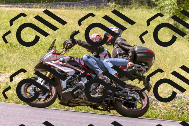 202506151056-_DSC9382_d1_