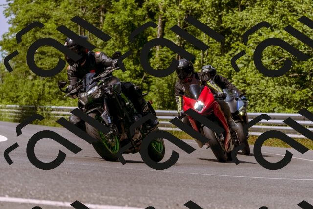 202506151101-_DSC9450_d1_