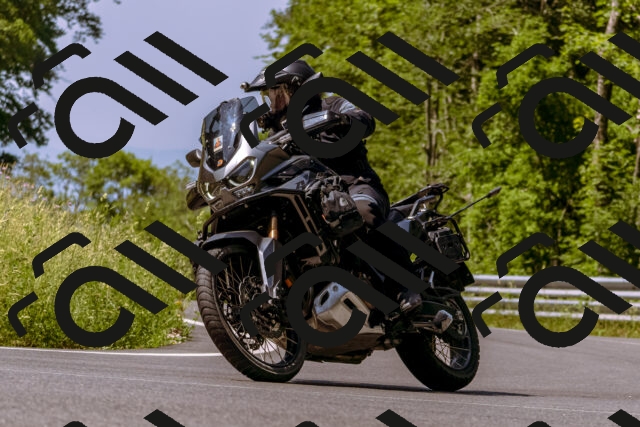 202506151107-_DSC9469_d1_