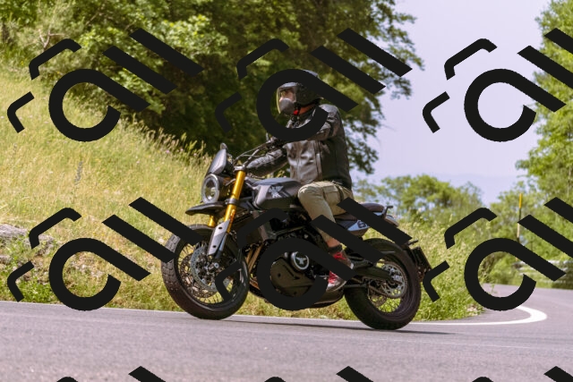 202506151109-_DSC9483_d1_