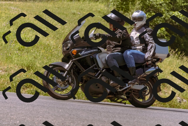 202506151114-_DSC9528_d1_