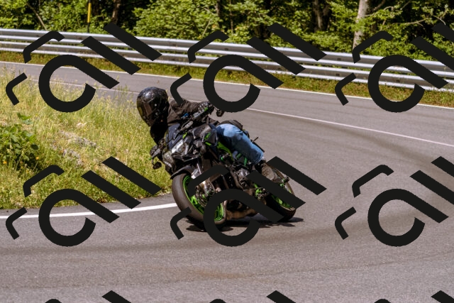 202506151119-_DSC9574_d1_