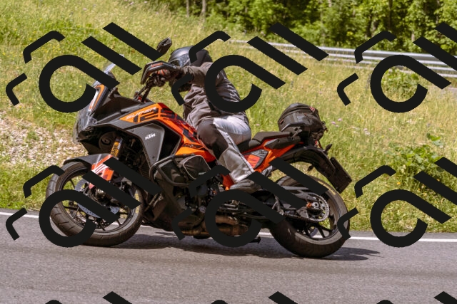 202506151119-_DSC9579_d1_