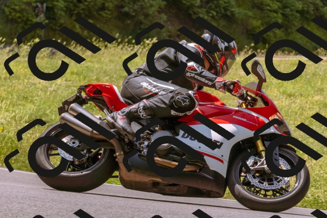 202506151122-_DSC9624_d1_