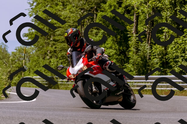 202506151124-_DSC9628_d1_