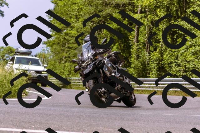 202506151127-_DSC9642_d1_