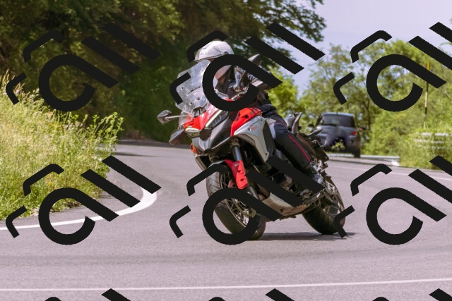 202506151136-_DSC9700_d1_