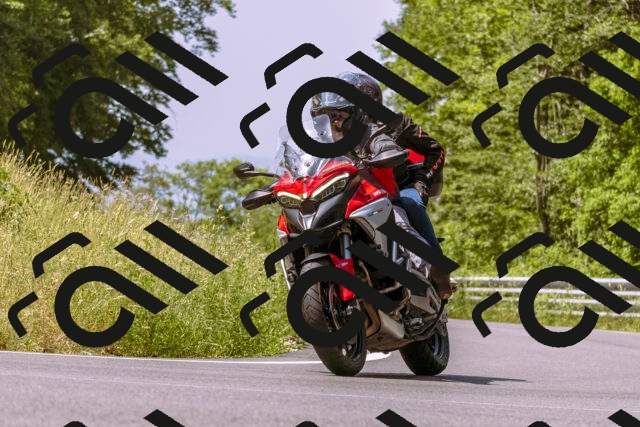 202506151138-_DSC9714_d1_