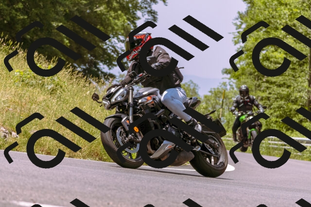 202506151200-_DSC9849_d1_