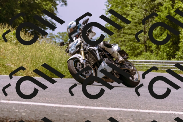 202506151202-_DSC9854_d1_