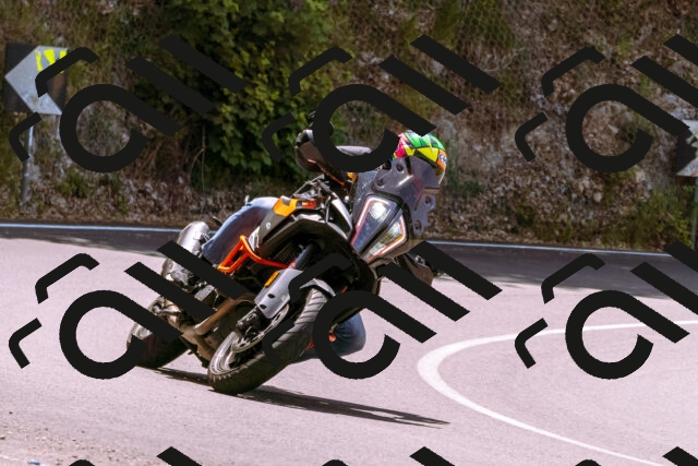 202506151207-_DSC9876_d1_