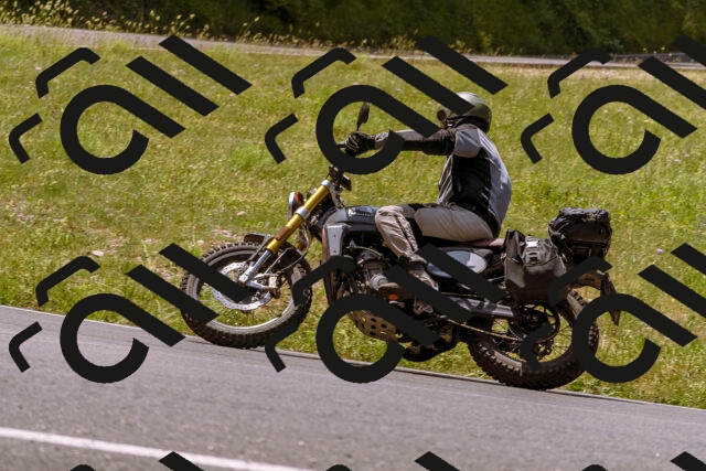 202506151212-_DSC9893_d1_