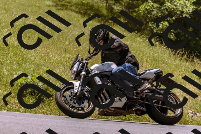 202506151235-_DSC0002_d1_