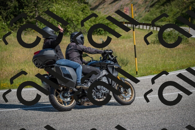 20250622101346-_5001801_am_