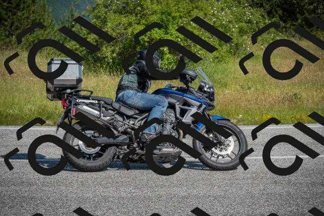 20250622101534-_5001810_am_