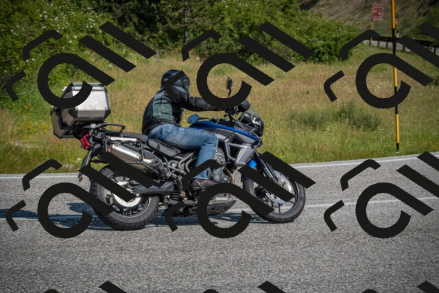 20250622101535-_5001811_am_