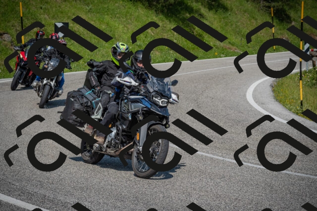 20250622102037-_5001823_am_