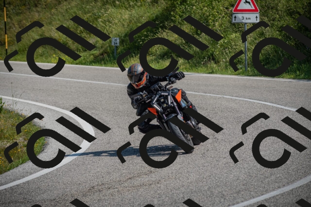 20250622102237-_5001831_am_