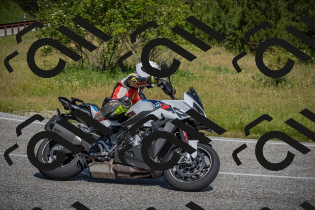 20250622102308-_5001838_am_