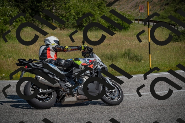 20250622102309-_5001840_am_