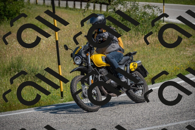 20250622103017-_5001887_am_