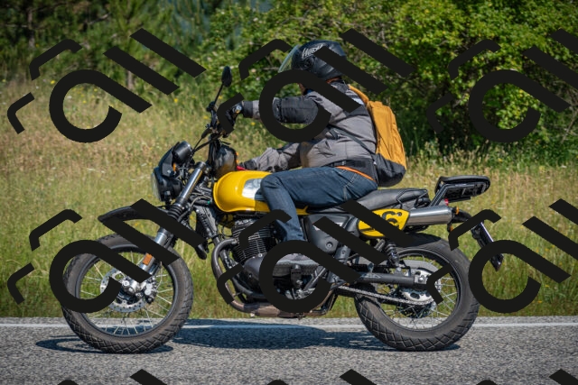 20250622103018-_5001888_am_