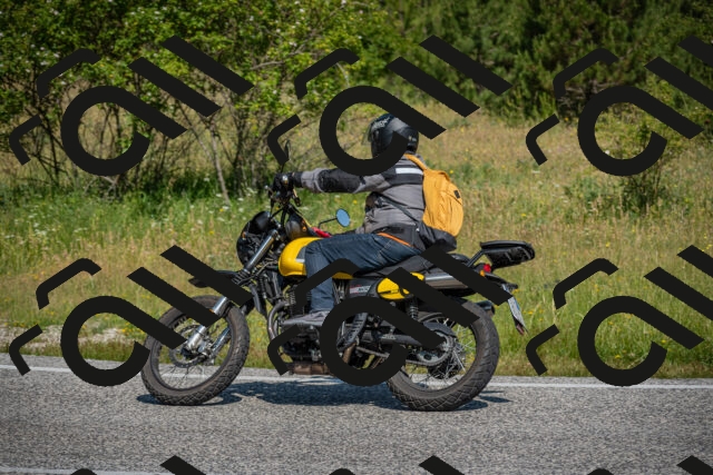 20250622103018-_5001889_am_