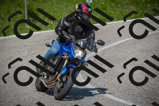 20250622103203-_5001898_am_