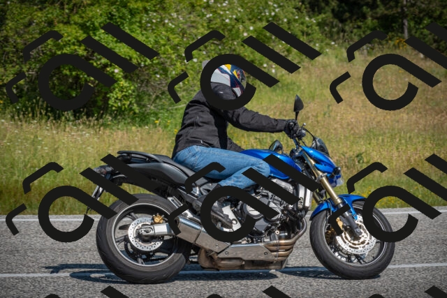 20250622103204-_5001900_am_